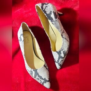 Naturalizer Allison Leather Snake-Print Pointed Toe Pumps in Black & Cream -Sz 8